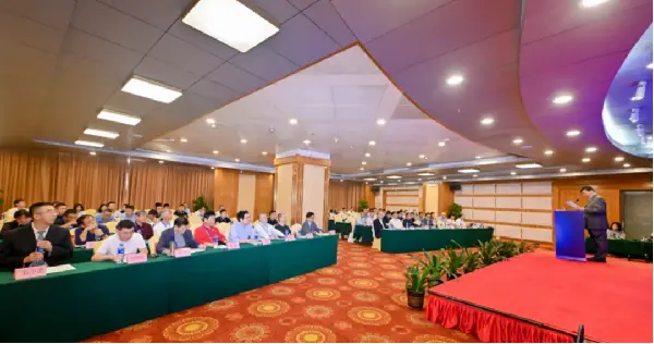 QGMは、2024年のエンジニアリング建築材料製品機械支店年次総会および産業訓練交換会議に出席するよう招待されました