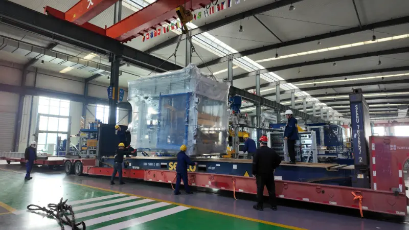 QuanGong インテリジェントレンガ製造機は新たな海外への旅に乗り出し、世界のインフラのグリーン アップグレードに貢献します。