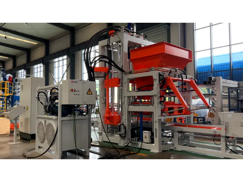 Quangong Machinery Co., Ltd. QT10 高速ブロック製造生産ラインがインテリジェント製造の卓越性の新たな基準を設定